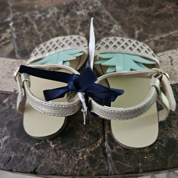 Janie and Jack Green and gold pineapple Sandals Sz 6 NWT - Picture 3 of 5